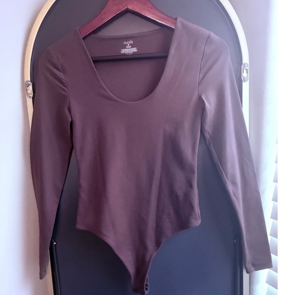nuuds Tops - Nuuds Womens XS Brown Long Sleeve Scoop Neck Thong Bodysuit Minimalist Neutral